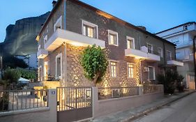 The Rock Guesthouse