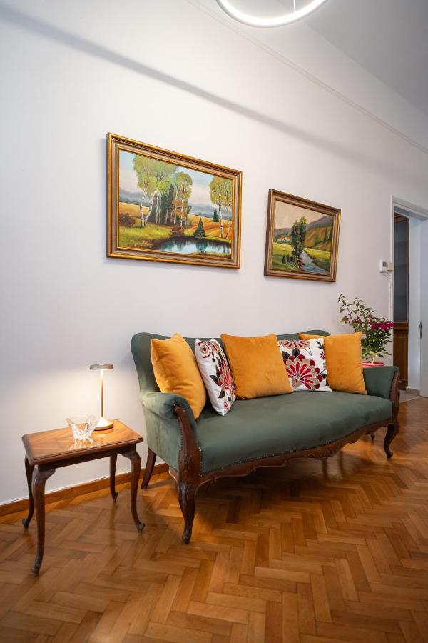 The Rock Guesthouse Калампака Екстериор снимка